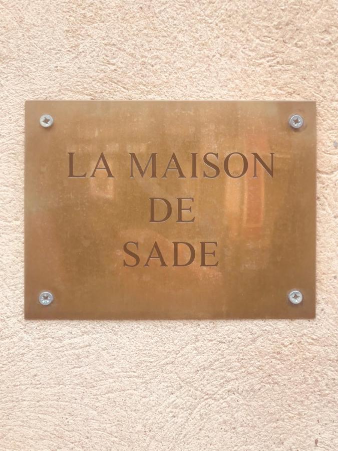 Chambre privée totalement indépendante au cœur de la ville Carpentras Exterior foto